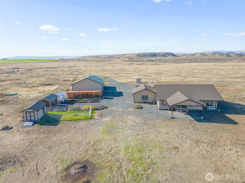 21625 Road D.5 Ne, Soap Lake, WA, 98851-7803 | Card Image
