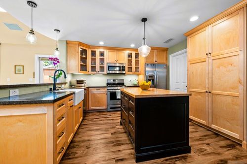 832 Casa De Oro Pl, Escondido, CA, 92025 | Card Image