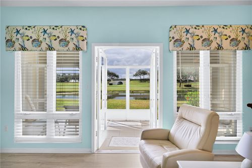 apt-103-5075 Harmony Cir, Vero Beach, FL, 32967-7221 | Card Image