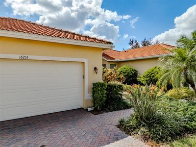 16251 Amethyst Key Drive, House other with 2 bedrooms, 2 bathrooms and null parking in Wimauma FL | Image 3