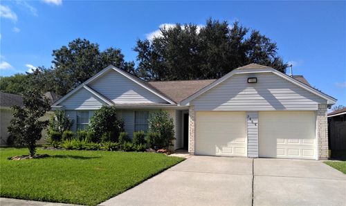 3806 Pecan Cir, La Porte, TX, 77571-4316 | Card Image