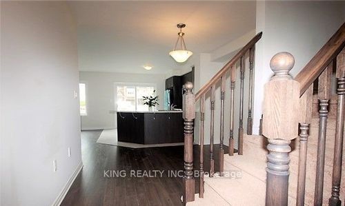 37 Dredge Crt, Milton, ON, L9T8T1 | Card Image