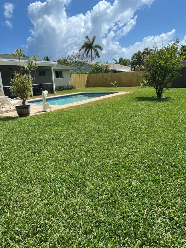 372 Franklin Rd, House other with 2 bedrooms, 2 bathrooms and null parking in Tequesta FL | Image 21