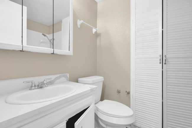 214 Hill Ln, House other with 3 bedrooms, 2 bathrooms and null parking in Red Oak TX | Image 19