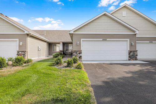 10450 64th Way, Albertville, MN, 55301-3517 | Card Image
