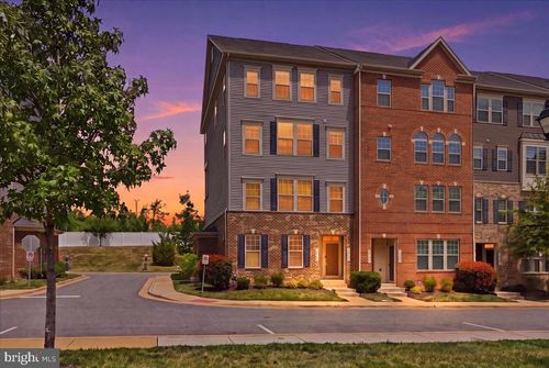 10102 Dorsey Ln, LANHAM, MD, 20706-2567 | Card Image