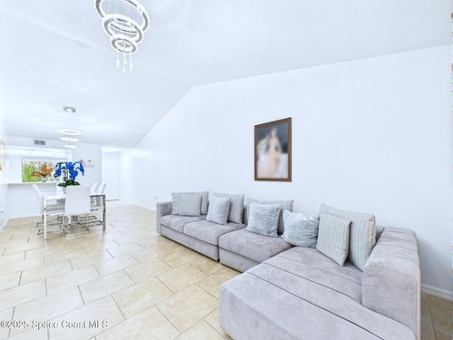 924-1515 Huntington Ln, Rockledge, FL, 32955-2639 | Card Image