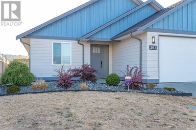 261 Dunbar Way, House other with 3 bedrooms, 2 bathrooms and 4 parking in Parksville BC | Image 3