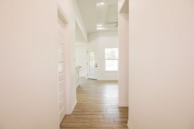 421 Anderson Dr, House other with 3 bedrooms, 2 bathrooms and 2 parking in Alice TX | Image 6