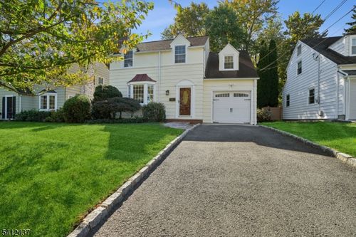 12 Meadowbrook Rd, Short Hills, NJ, 07078-3316 | Card Image
