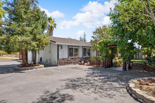 1941 Wawona Street, Manteca, CA, 95337 | Card Image
