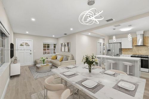 14760 Fillmore St, Miami, FL, 33176-7520 | Card Image