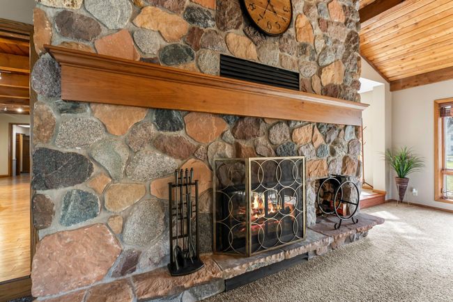 630 E Rum River Dr N, House other with 5 bedrooms, 4 bathrooms and null parking in Cambridge MN | Image 11