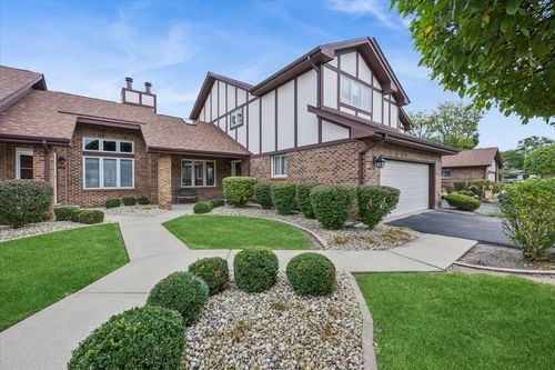 5c-8909 Silverdale Dr, Orland Park, IL, 60462-3380 | Card Image