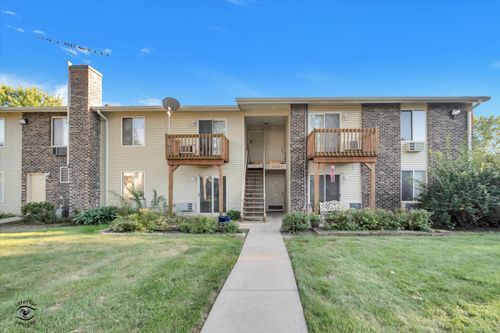 212-2200 Light Rd, Oswego, IL, 60543-8550 | Card Image