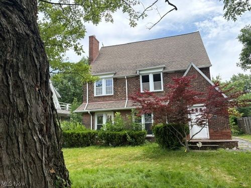 3061 Albion Rd, Cleveland, OH, 44120-2705 | Card Image