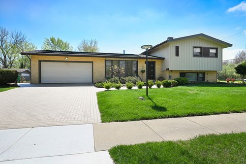 143 N Circle Ave, Bloomingdale, IL, 60108-1154 | Card Image