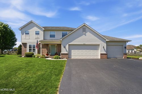 9353 Saner Ct, Sylvania, OH, 43560-9206 | Card Image