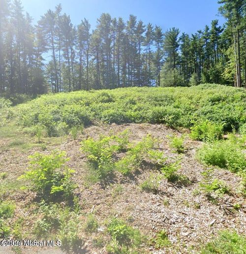 5 Woodview Ct, Ballston Lake, NY, 12019-9361 | Card Image