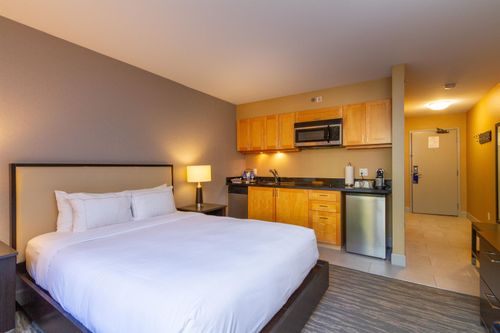 161-4050 Whistler Way, Whistler, BC, V8E1H9 | Card Image