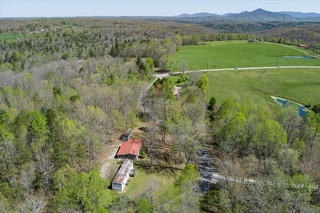 130 Ridge Rd, House other with 3 bedrooms, 2 bathrooms and 4 parking in Lancing TN | Image 49