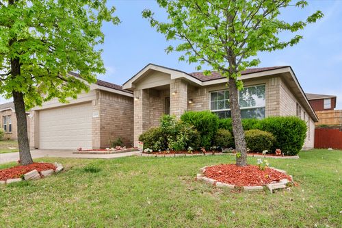 1315 Foster St, Cedar Hill, TX, 75104-8166 | Card Image
