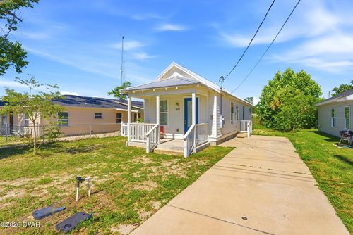 902 Wilson Ave, Panama City, FL, 32401-2962 | Card Image