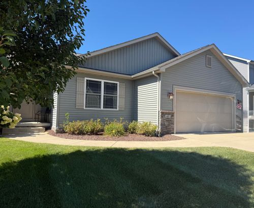 605 Hatch Lake Pkwy, Valparaiso, IN, 46385-6035 | Card Image