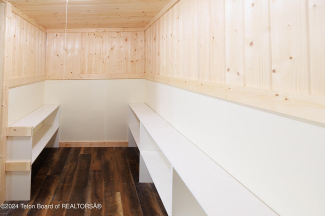 5 Black Bear Rd, House other with 5 bedrooms, 2 bathrooms and null parking in Pinedale WY | Image 77