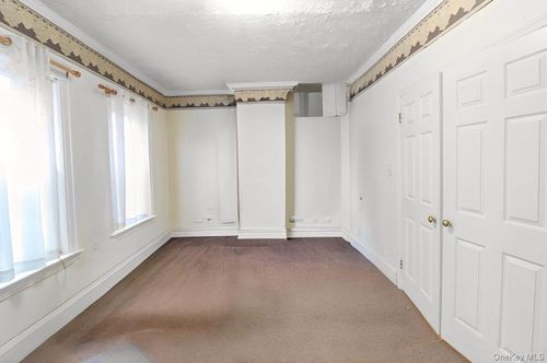 1643 Lurting Ave, Bronx, NY, 10461-1511 | Card Image