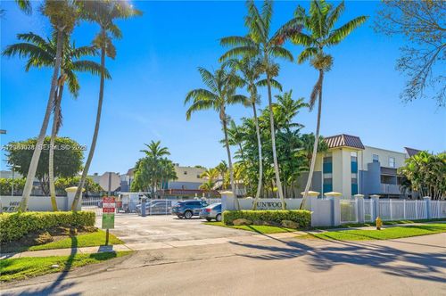 248-4600 Sw 67th Ave, Miami, FL, 33155 | Card Image
