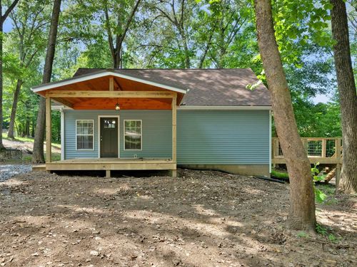 61 Kentucky Dr, Cadiz, KY, 42211-7018 | Card Image