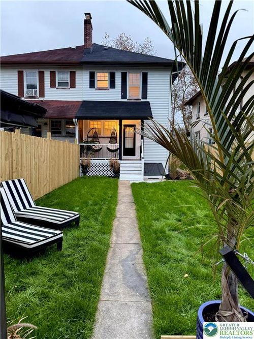 203 W Brookdale St, Allentown, PA, 18103-5004 | Card Image