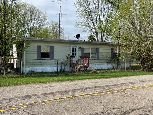 15571 Berlin Station Road, Berlin Center, OH, 44401 | Card Image