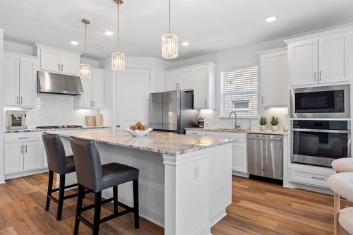 5713 Alamosa Clearing Dr, Lakeway, TX, 78738-1928 | Card Image