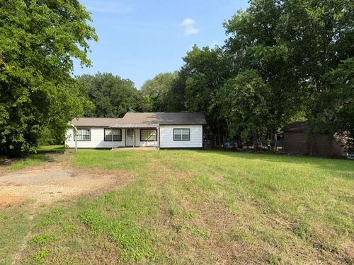 325 County Road 1768, Clifton, TX, 76634-4016 | Card Image