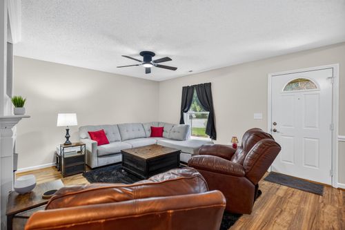 119 Brixton Ct, Spartanburg, SC, 29301-3406 | Card Image