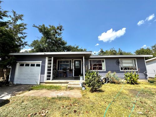 1202 Huddleston Dr, Grand Prairie, TX, 75050-5151 | Card Image