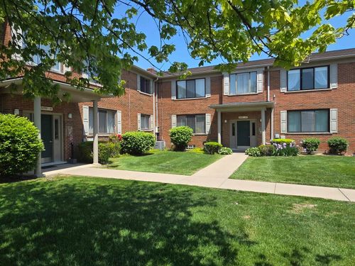 32724 Harper Ave, Saint Clair Shores, MI, 48082-1034 | Card Image