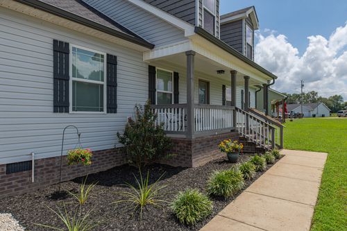 315 Daytona Dr, Cornersville, TN, 37047-5062 | Card Image