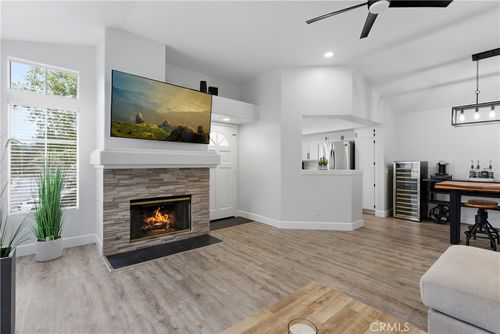 8070 E Oak Ridge Cir, Anaheim, CA, 92808 | Card Image