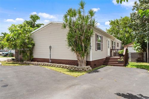 165-220 Ne 12th Ave, Homestead, FL, 33030-6227 | Card Image