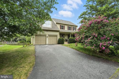 9661 Granary Pl, BRISTOW, VA, 20136-1227 | Card Image