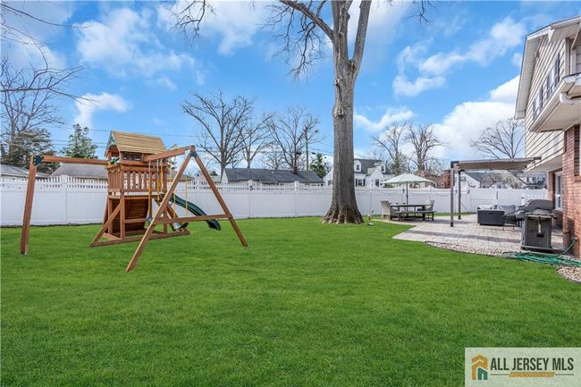 110 Oak Dr, House other with 4 bedrooms, 3 bathrooms and null parking in Middlesex NJ | Image 42