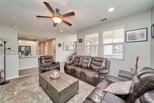 unit-96-16001 Chase Rd, Fontana, CA, 92336-5083 | Card Image