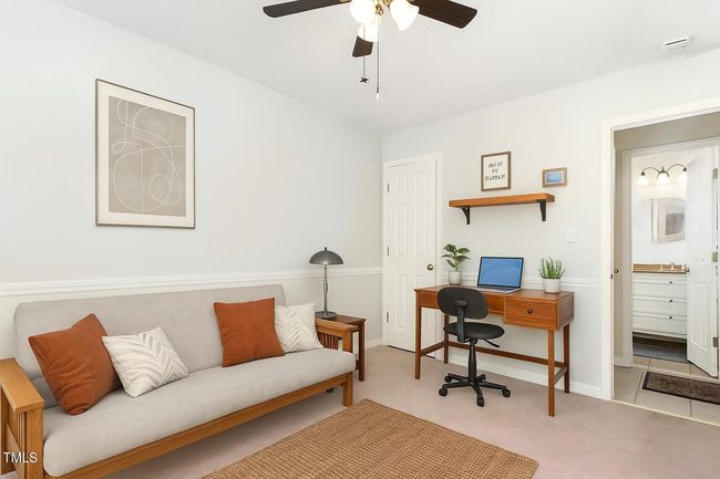 Bed 2 staged | Image 22
