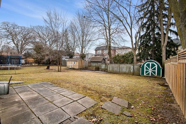 131 Florence Ave, House other with 5 bedrooms, 3 bathrooms and 2 parking in North York ON | Image 36