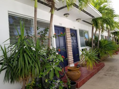 728-724 85th St, Miami Beach, FL, 33141-1110 | Card Image