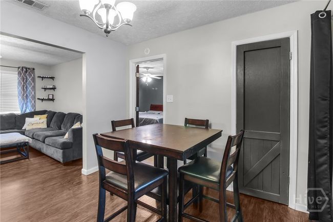 Dining Area | Image 12