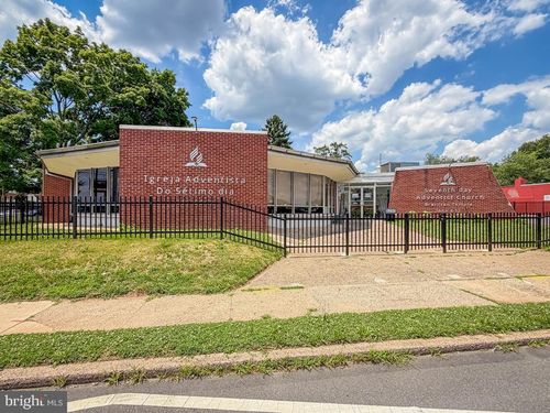 8200 Castor Ave, Philadelphia, PA, 19152-2719 | Card Image